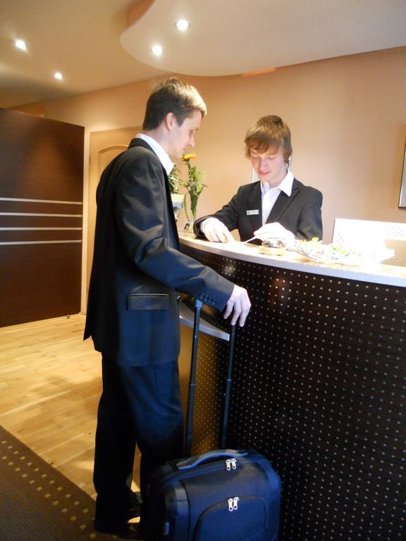 Hotel Restaurant Zwergschloesschen ゲーラ エクステリア 写真
