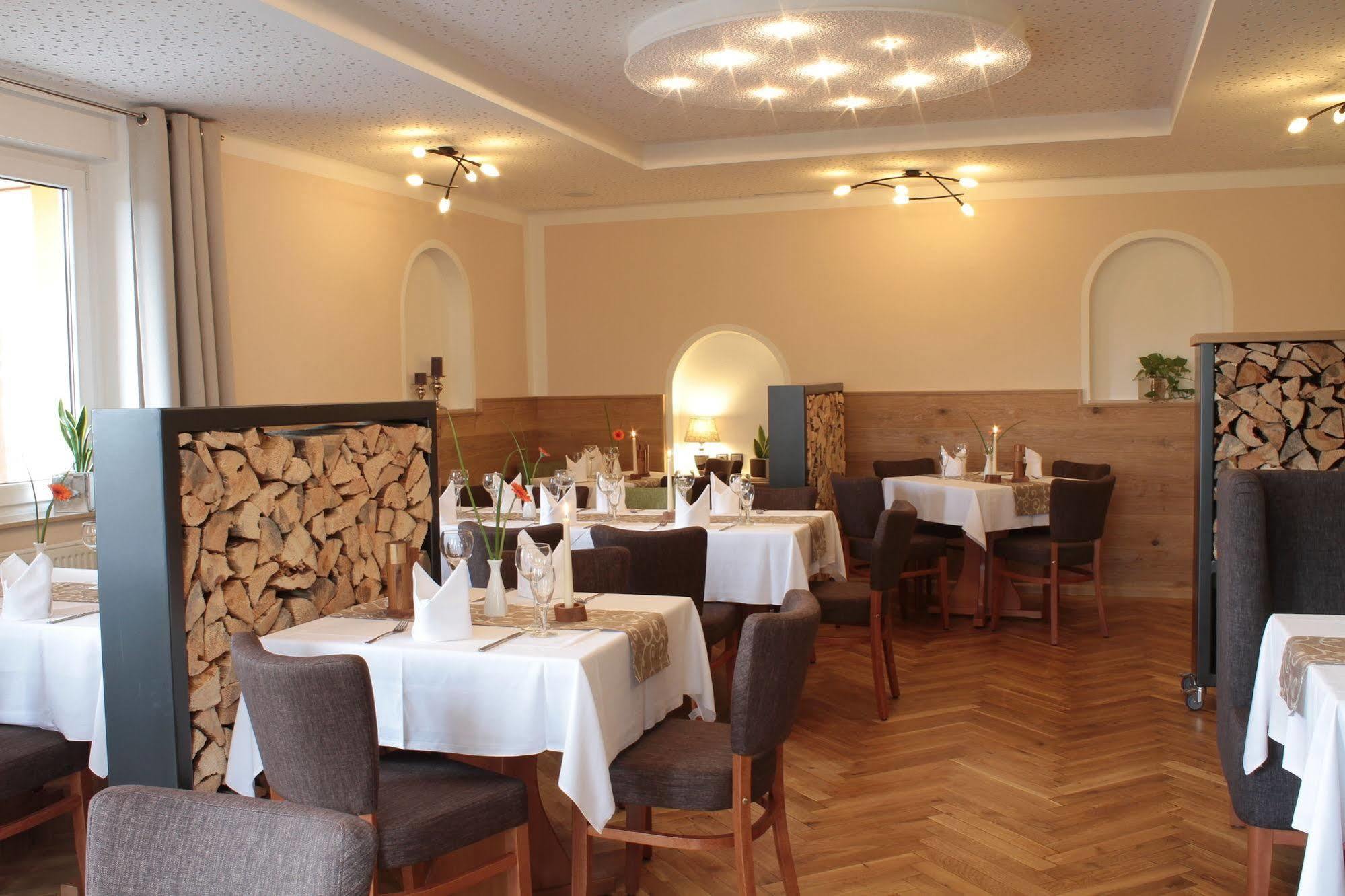 Hotel Restaurant Zwergschloesschen ゲーラ エクステリア 写真